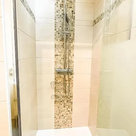 Au Chant Du Coq بيت للعطل *